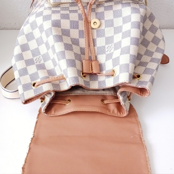 Fashion design like Louis Vuitton backpack - Picture 8 of 12